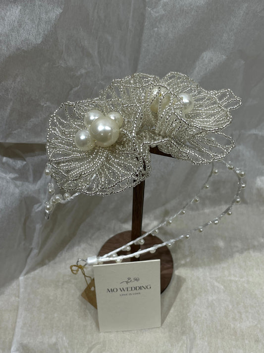 Elegant Flower Pearl Headband